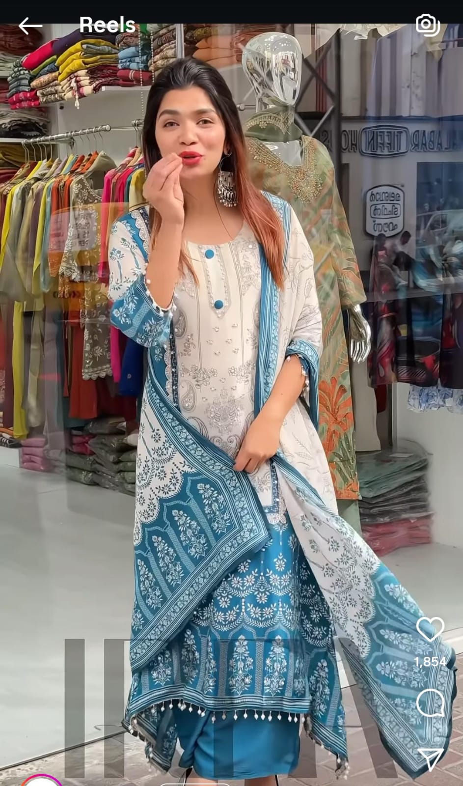 Kurti with pent With Duppta Beautifully bordered dupatta with floral motifs and fine detailing - Image 6