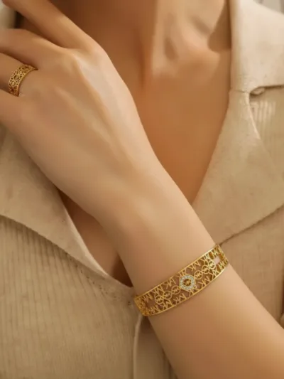 Luxury Designer 18k Gold-Plated Bracelet & Ring Combo Set