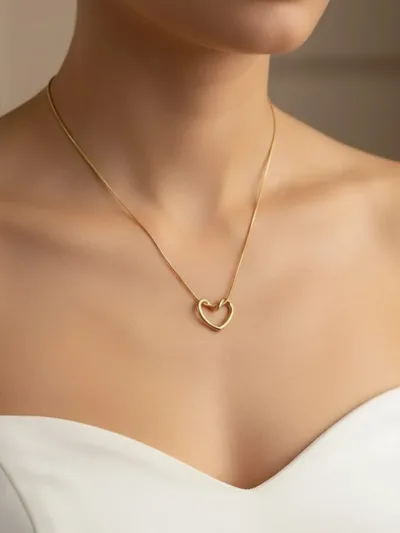 18k gold plated Minimal Heart Pendant Necklace