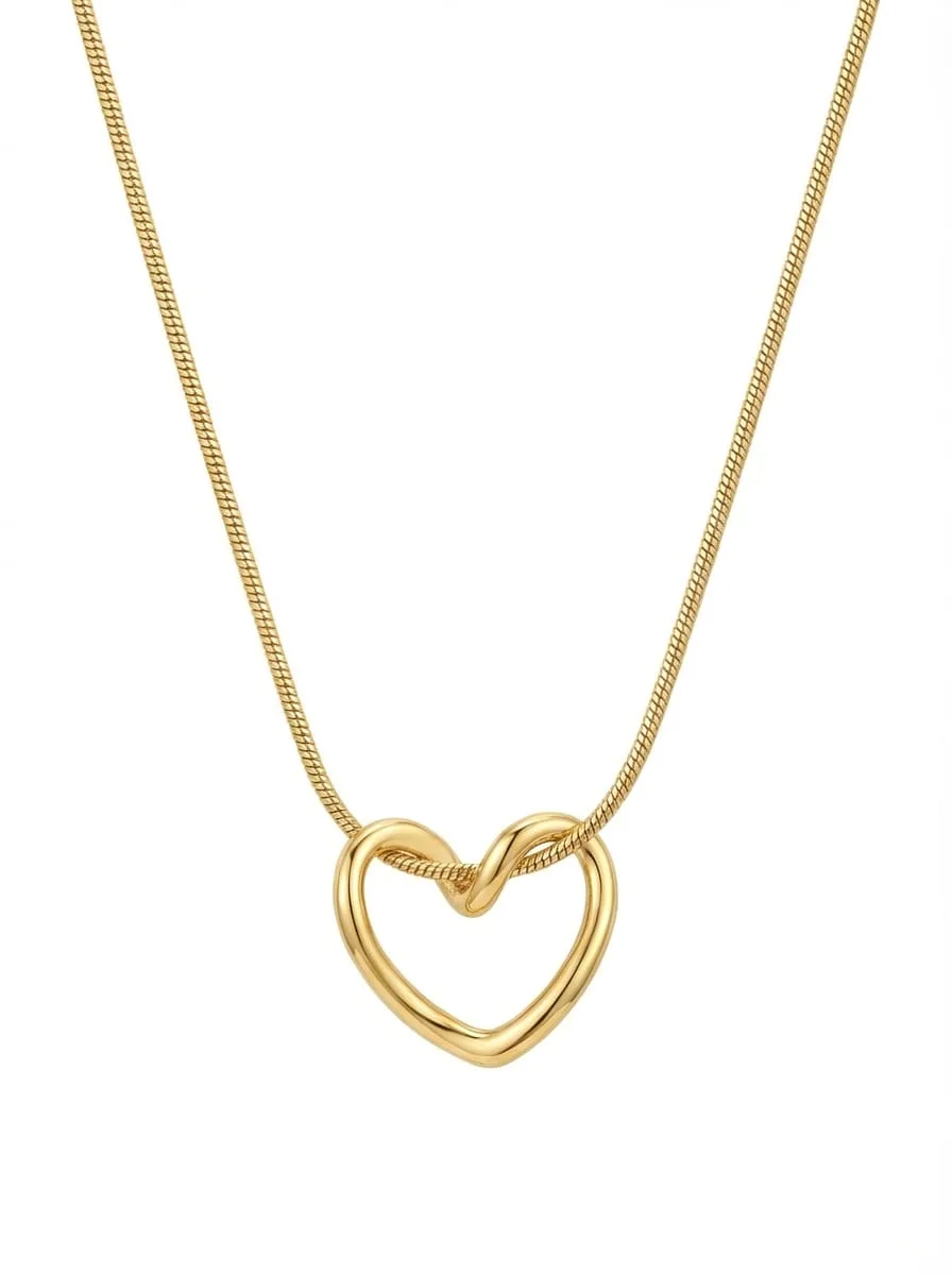18k gold plated Minimal Heart Pendant Necklace - Image 2