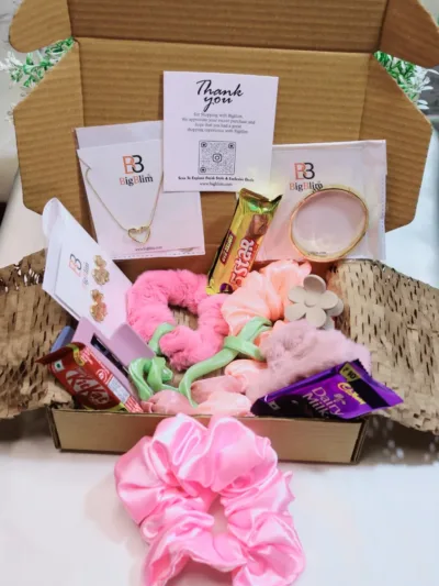 👑 Eternal Heart Luxe Gift Box ( Random Colour )